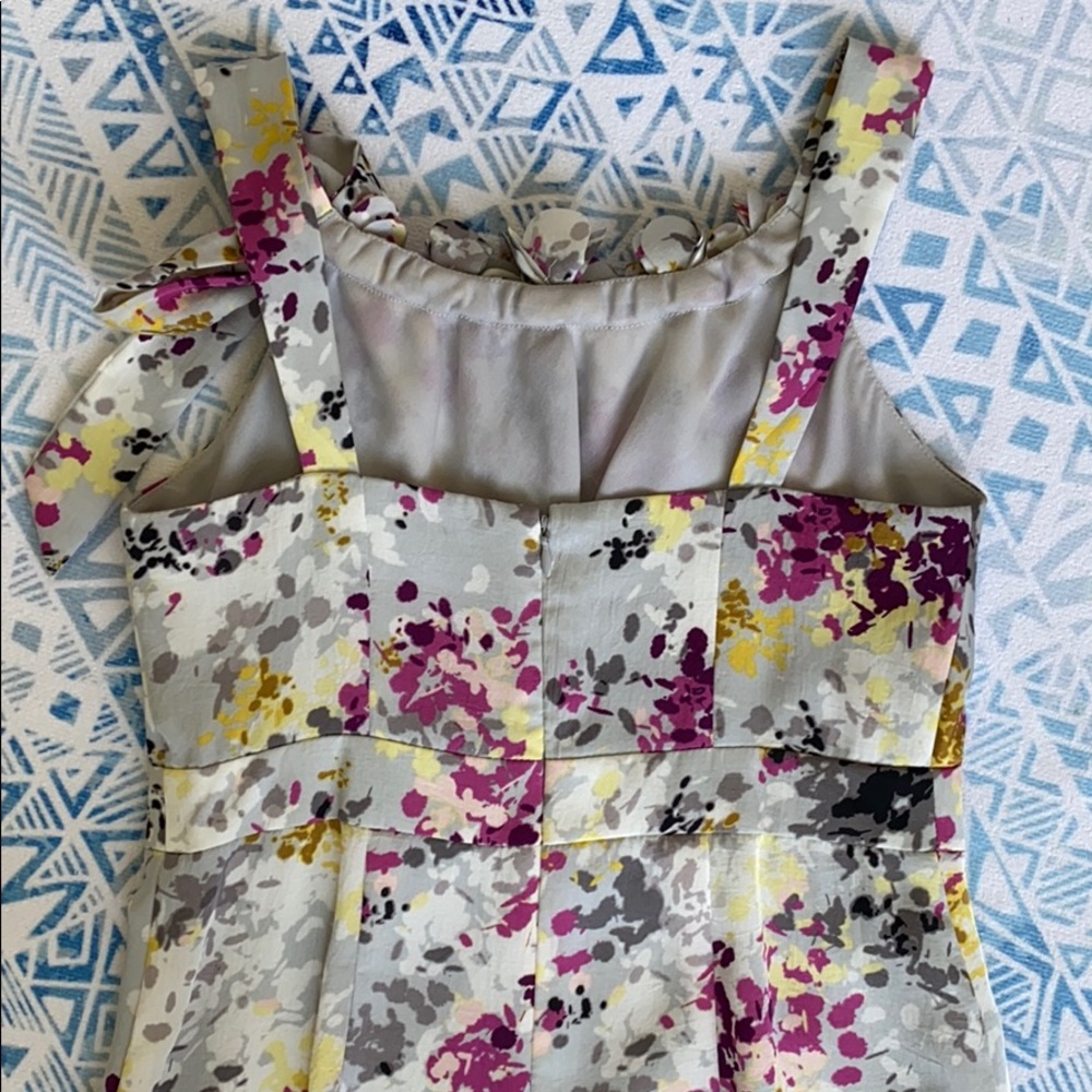 LOFT Gray Floral Dress - Picture 6 of 7